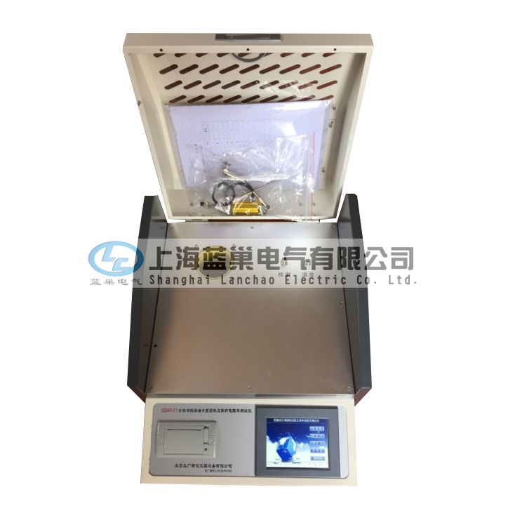 LCJT-6100C儀器采用中頻感應(yīng)加熱，PID控溫算法。該加熱方式具備油杯與加熱體非接觸、加熱均勻、速度快、控制方便等優(yōu)點(diǎn)，使溫度嚴(yán)格控制在預(yù)設(shè)溫度誤差范圍以內(nèi)。